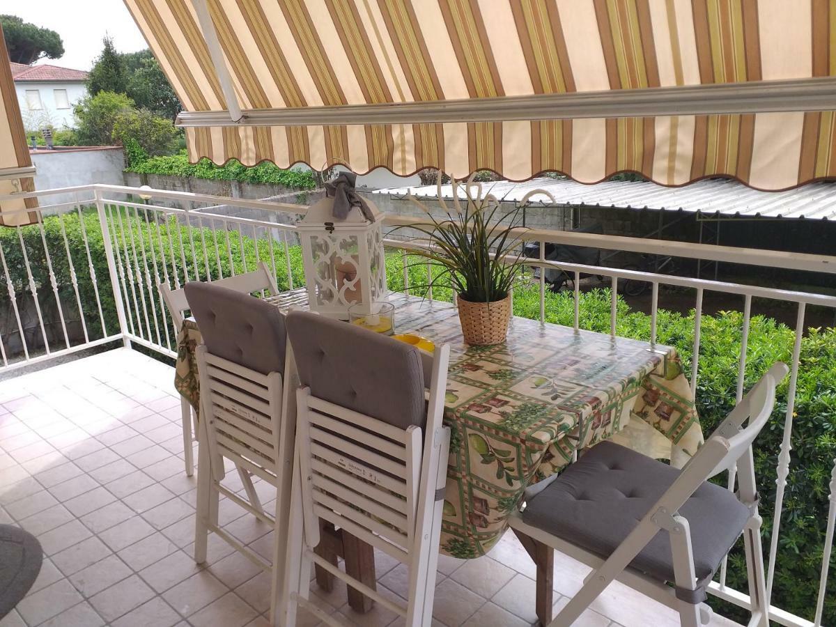 Le Palme 98 "Casa Vacanze" Lido di Camaiore Exteriér fotografie