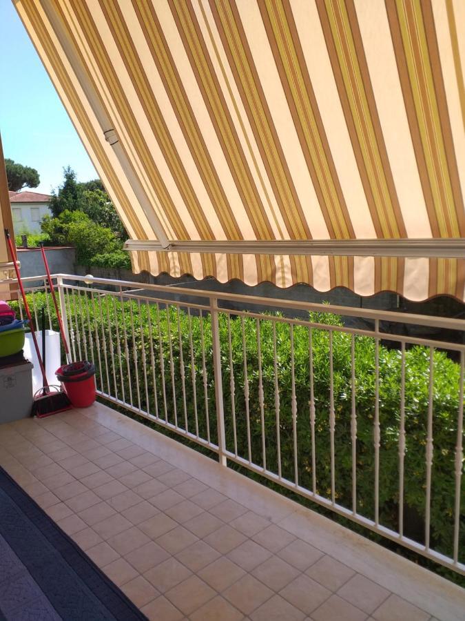 Le Palme 98 "Casa Vacanze" Lido di Camaiore Exteriér fotografie